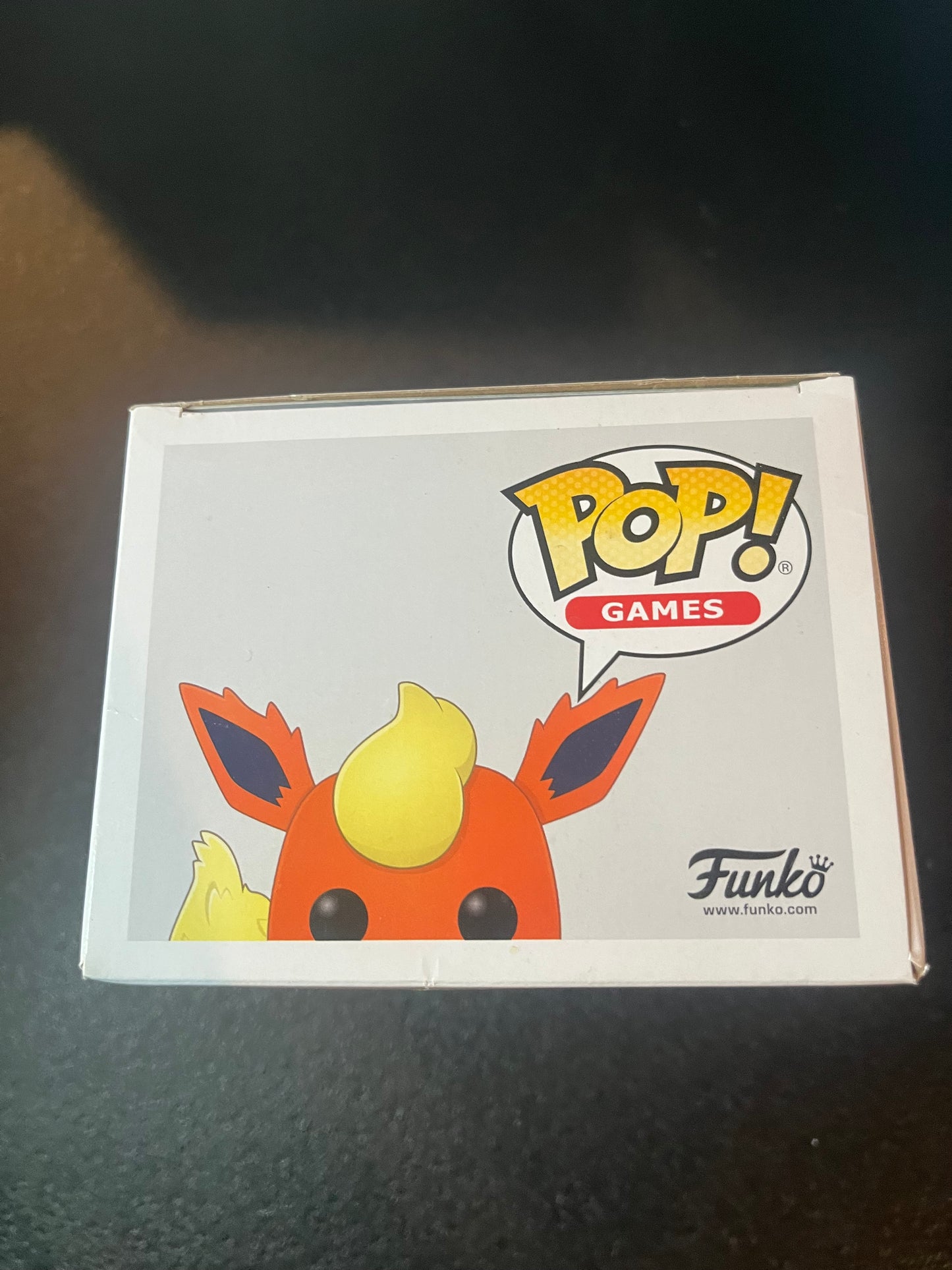 Pokemon: Diamond Flareon (2021 WonderCon)
